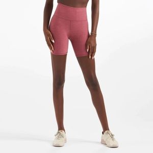 RARE pink Vuori Clean Elevation Shorty